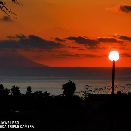 Sole E Luna Capo Vaticano Ricadi Exterior foto